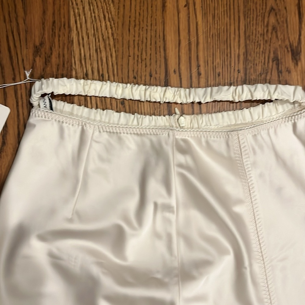 Anna October Skirt - Picture 4 of 10